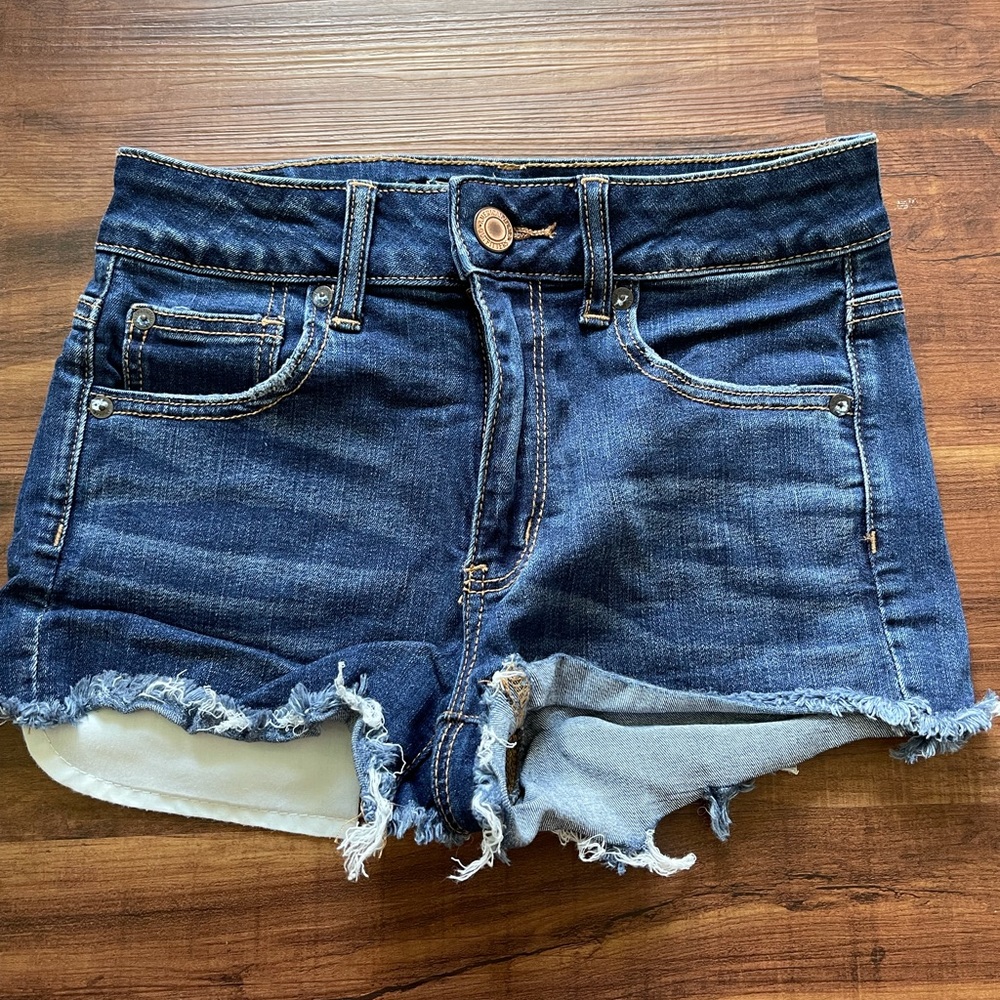 American eagle. Hi rise super stretch denim. Size 4